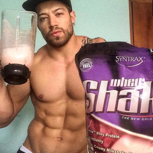 Bom dia com Whey Shake!   preparadoparaoquederevier forcafocofe meuwheyhellip